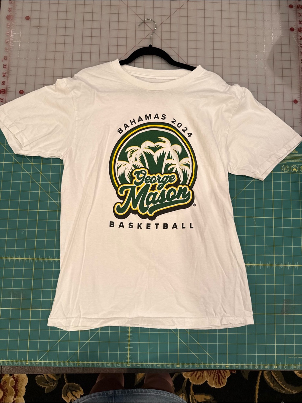 Mason White Bahamas 2024 George Mason Basketball Short Sleeve Tee
